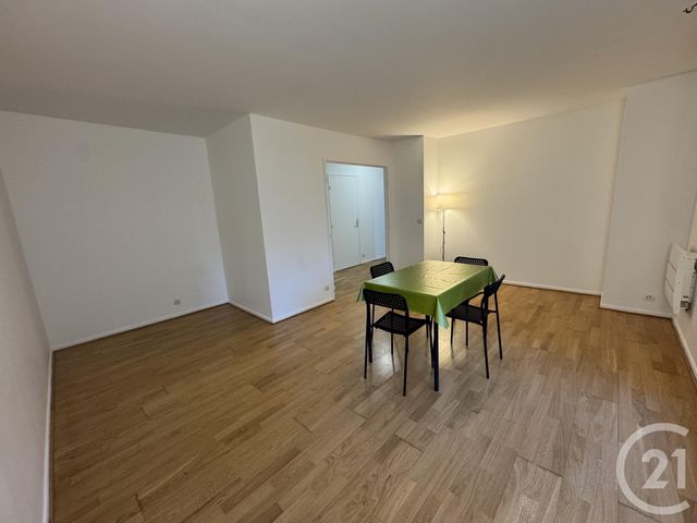 Appartement F3 à louer PARIS